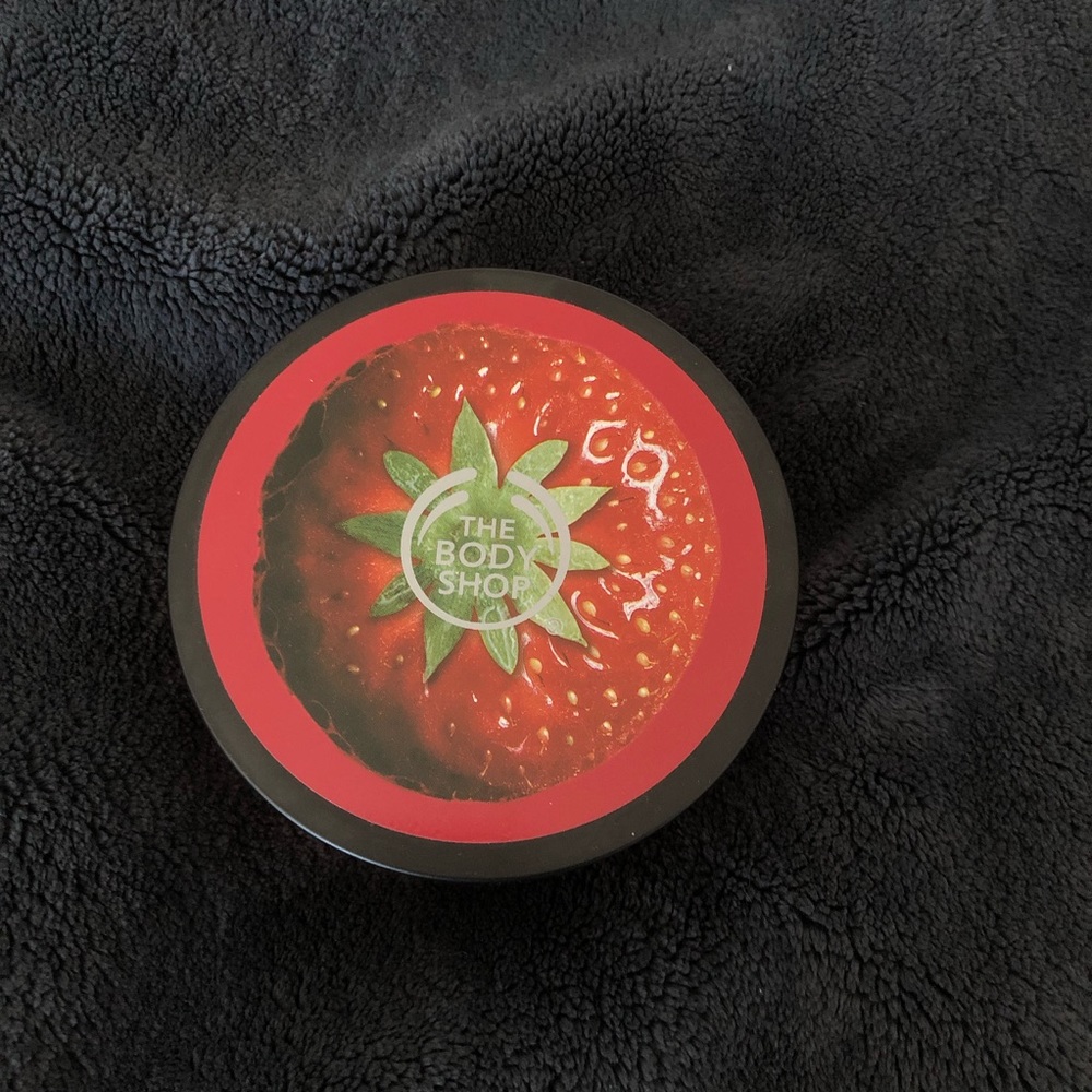 The Body Shop Strawberry Body Butter 6.75 oz DISCONTINUED